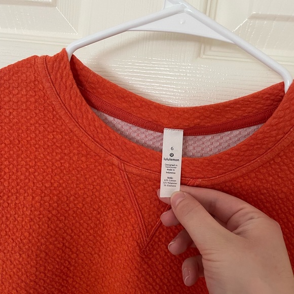 Lululemon All Yours Bubble Dot Crew Neck Sweatshirt Orange Size 6 - Picture 3 of 4